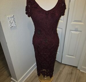Vintage Elegant Burgundy Crochet Midi Dress